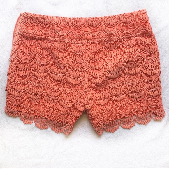 LOFT | Riviera Shorts - Picture 2 of 6